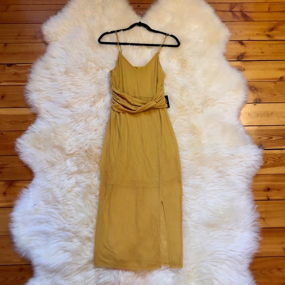 Express Twist Front Rib Sheath Midi Yellow Dress - Picture 4 of 11